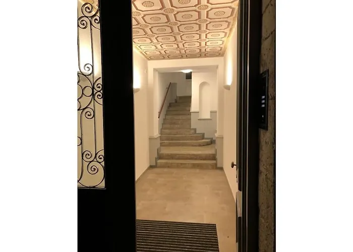 Am Neues Museum Comfortable