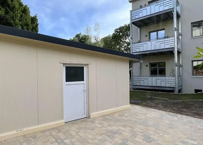 Am Neues Museum Comfortable