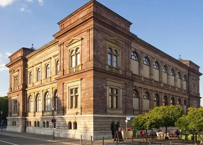 Am Neues Museum Comfortable *