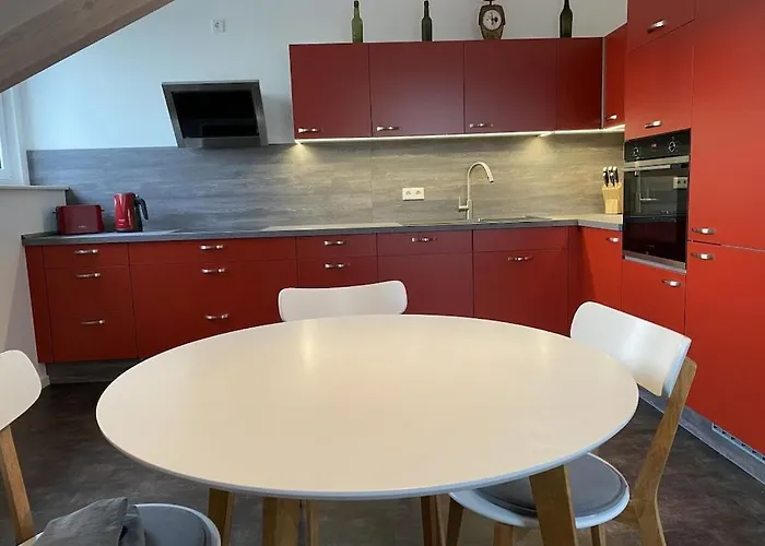 Am Neues Museum Comfortable *